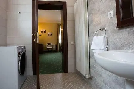 Luxury La Апартаменти Брашов
